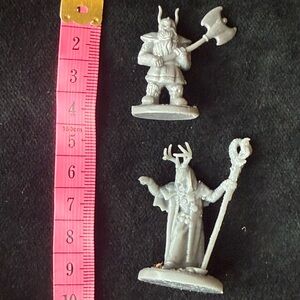 2 miniatures with base, 3D printed, roll play, D&D (U)